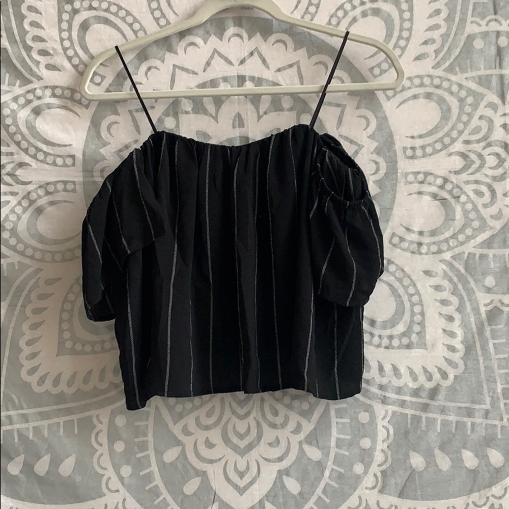 Strapless Cold shoulder top